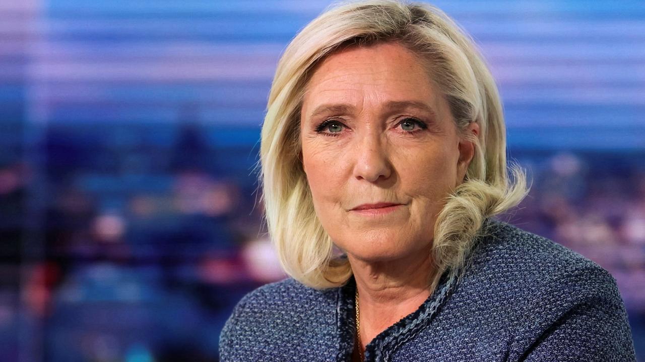 Wie Marine Le Pen auf ihren Wahlausschluss reagiert