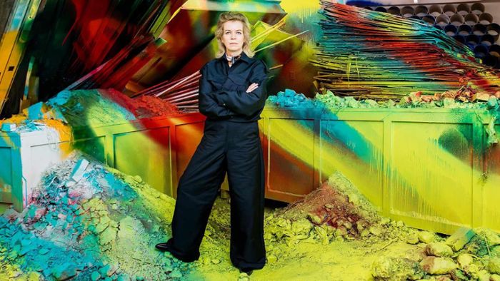 Staatsgalerie Stuttgart zeigt   Große Landesausstellung im Kunstgebäude: „Katharina Grosse ist eine Künstlerin der Superlative“