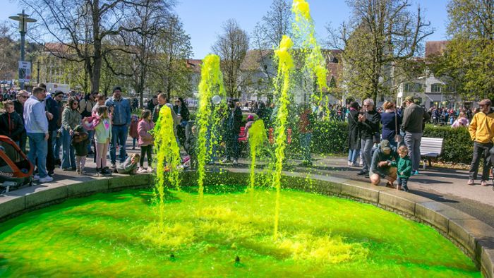 Grünes Brunnenwasser in Esslingen: Die Behörden rätseln weiter, wer hinter der Aktion im Maille-Park steckt