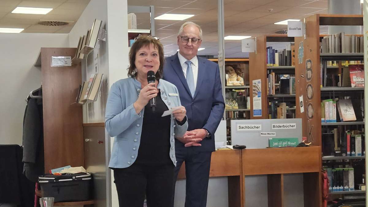 Nacht der Bibliotheken in Nagold: Viel mehr als Bücher – Stadtbibliothek zeigt, was sie zu bieten hat - Nagold & Umgebung