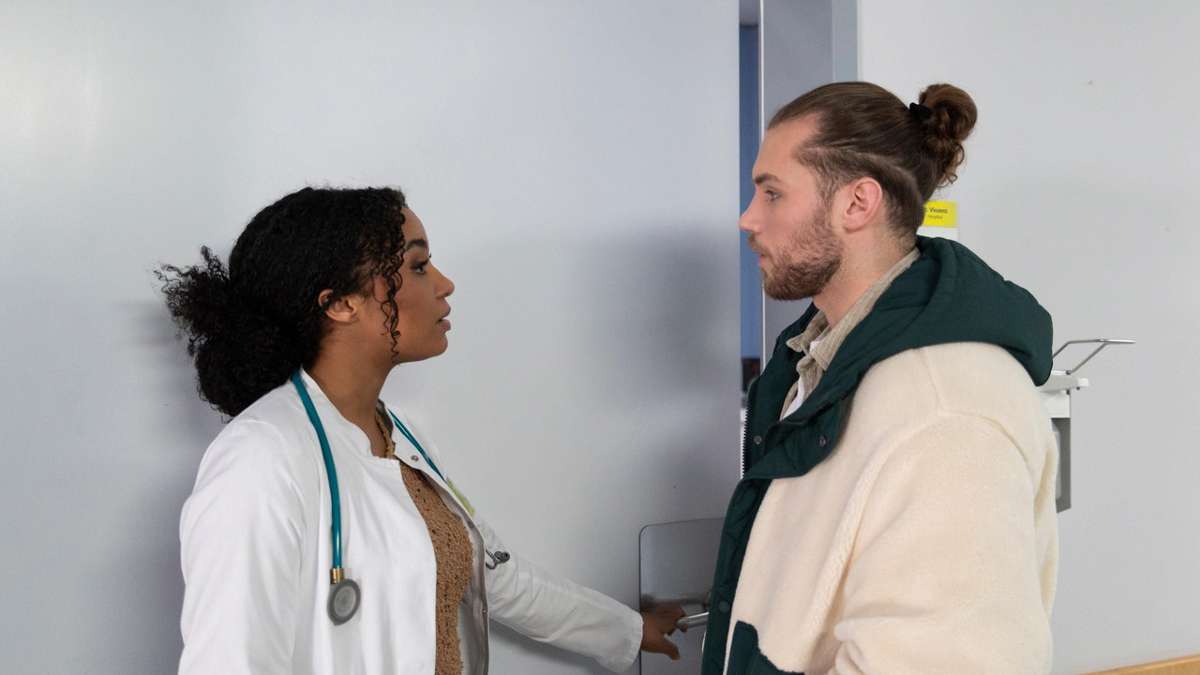 Johannes wird ins Krankenhaus eingeliefert (23.4.25)