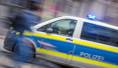 Stuttgart-Weilimdorf: An Haustüren um Geld gebettelt – Zeugen und Geschädigte gesucht