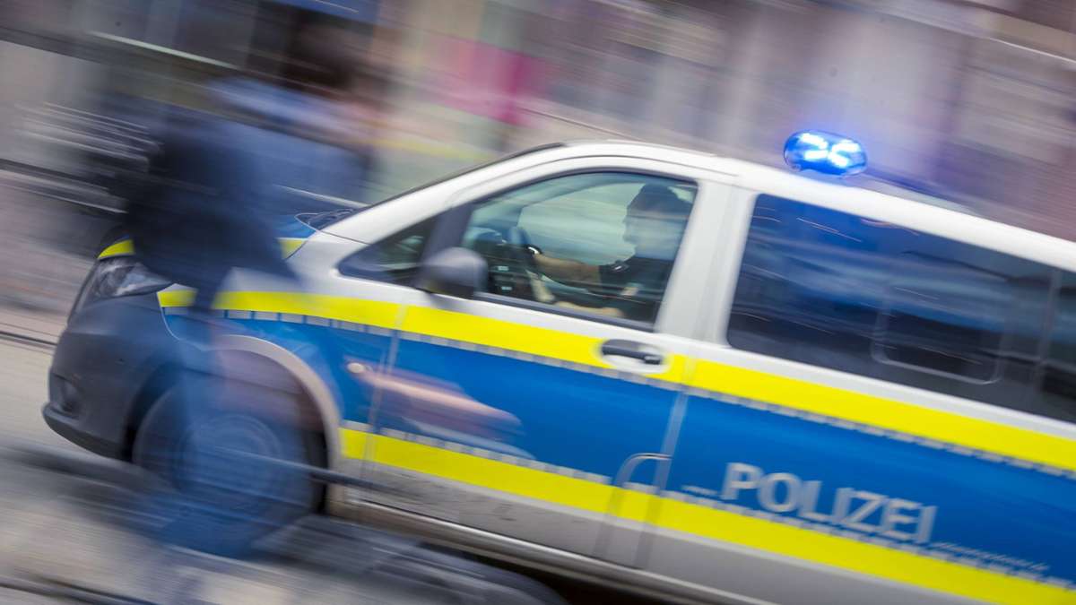 Stuttgart-Weilimdorf: An Haustüren um Geld gebettelt – Zeugen und Geschädigte gesucht
