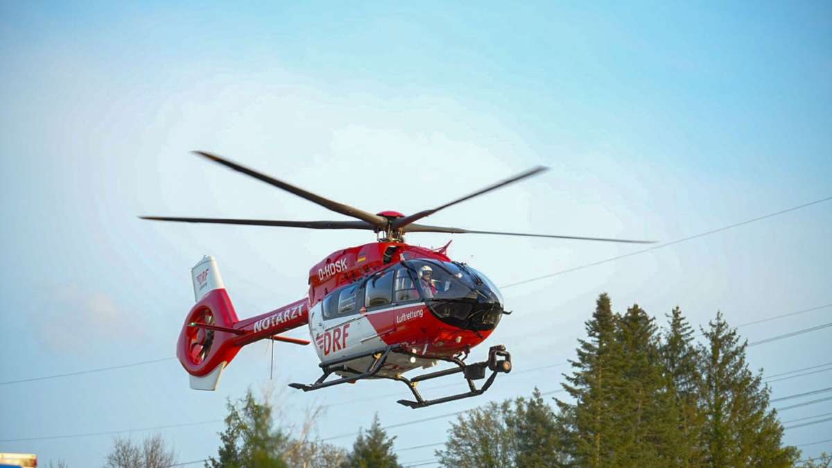 Autobahn im Kreis Esslingen: Mehrere Verletzte nach Kollision auf A8 – Autobahn zeitweise gesperrt