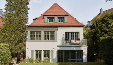 Schön wohnen in der Stuttgarter City: Eine junge Familie zeigt ihre perfekt sanierte Stadtvilla aus den 30er Jahren - Kultur