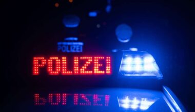 Exhibitionist in Stuttgart: Unbekannter entblößt sich vor 21-Jähriger und flüchtet - Startseite