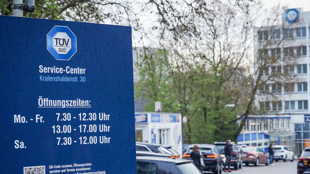 Debatte über Fahrprüfungen: Tüv Süd sagt Treffen mit Fahrlehrerverband ab – „Respektloser Umgangston“