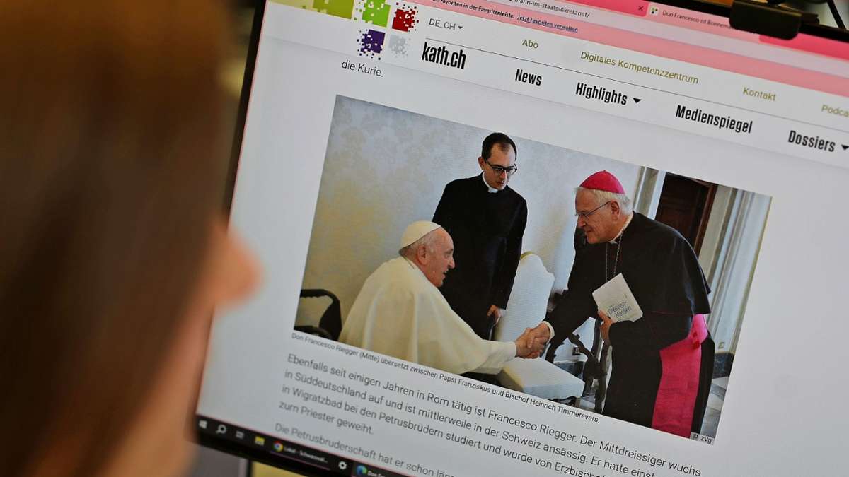 Ehemaliger Münster-Ministrant: Wie ein Villinger im Machtzentrum des verstorbenen Papstes agiert - Villingen-Schwenningen & Umgebung