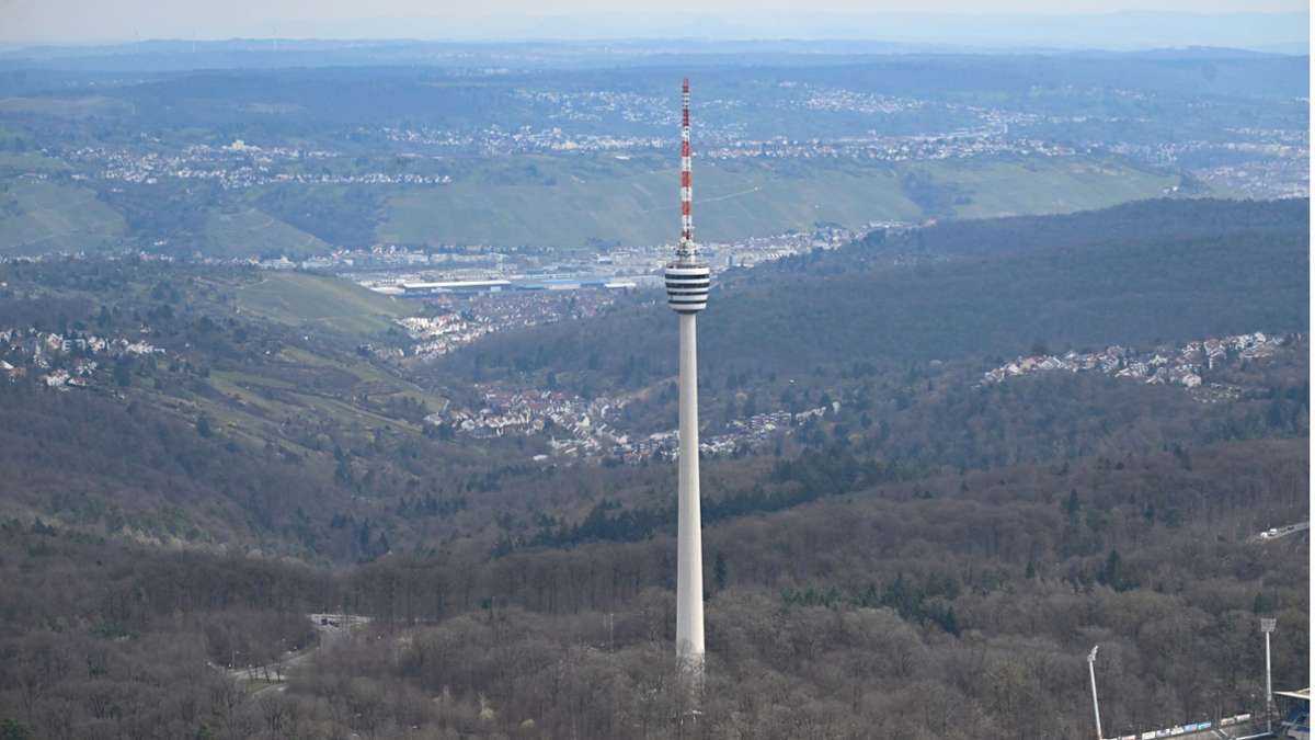 Neues Format für den Fernsehturm: „Oben Piano“ – Stuttgarts höchste Klavierbühne ist geöffnet für alle