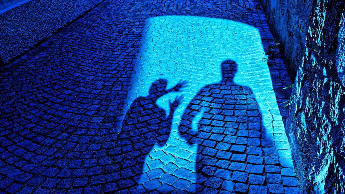 Mann in Stuttgart überfallen: Trio klaut Luxus-Uhr im Wert von 20.000 Euro