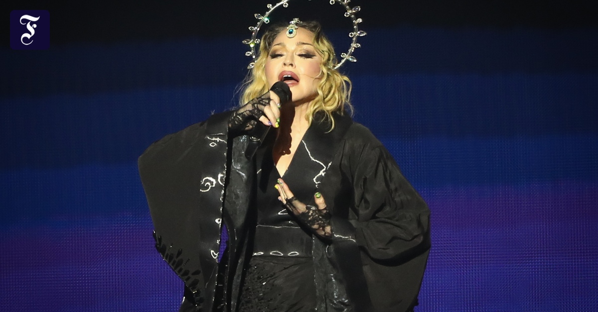 Elton John bittet Madonna um Vergebung – überraschende Versöhnung bei SNL
