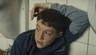 "Mit der Faust in die Welt schlagen": Wie Kinder zu Neonazis werden | NDR.de - Kultur - Film
