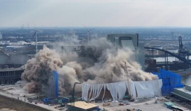 Termin für zweite Sprengung am Kraftwerk Moorburg weiter unklar | NDR.de - Nachrichten