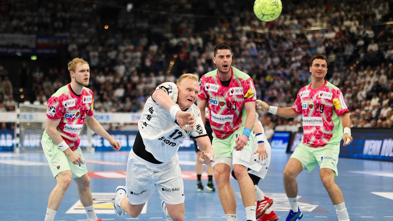 Pleite nach Pokal-Triumph: THW Kiel verliert Bundesliga-Topspiel gegen die Füchse Berlin