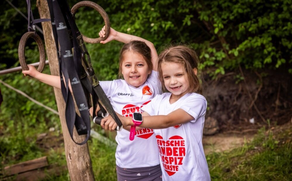 Die Kinderhospizarbeit mit drei „Löwenbanden“ steht am Tag der Geschwister im Mittelpunkt