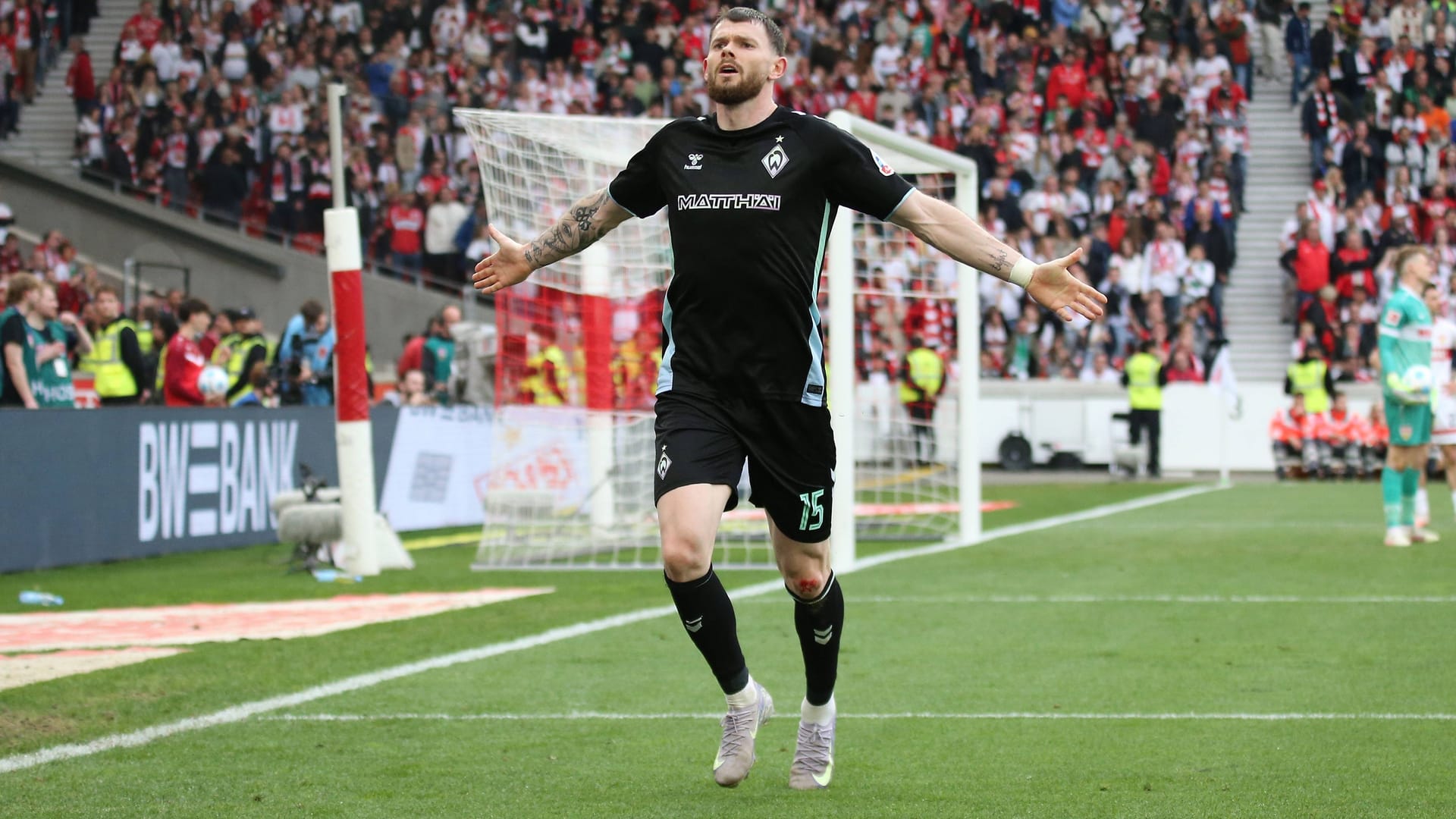 Oliver Burke feiert sein Siegtor in Stuttgart: Nach einer schwierigen Zeit ist der Schotte mittlerweile Leistungsträger bei Werder.