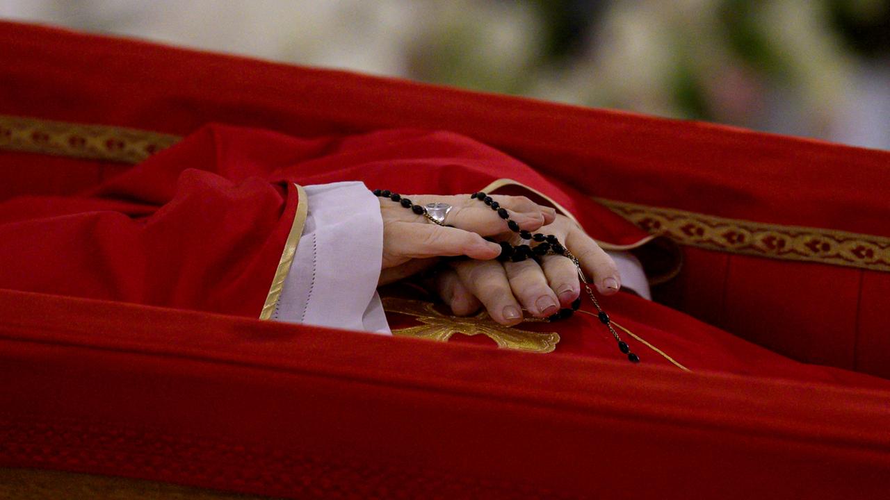 Beisetzung von Papst Franziskus: Von den Mächtigsten zu den Ärmsten