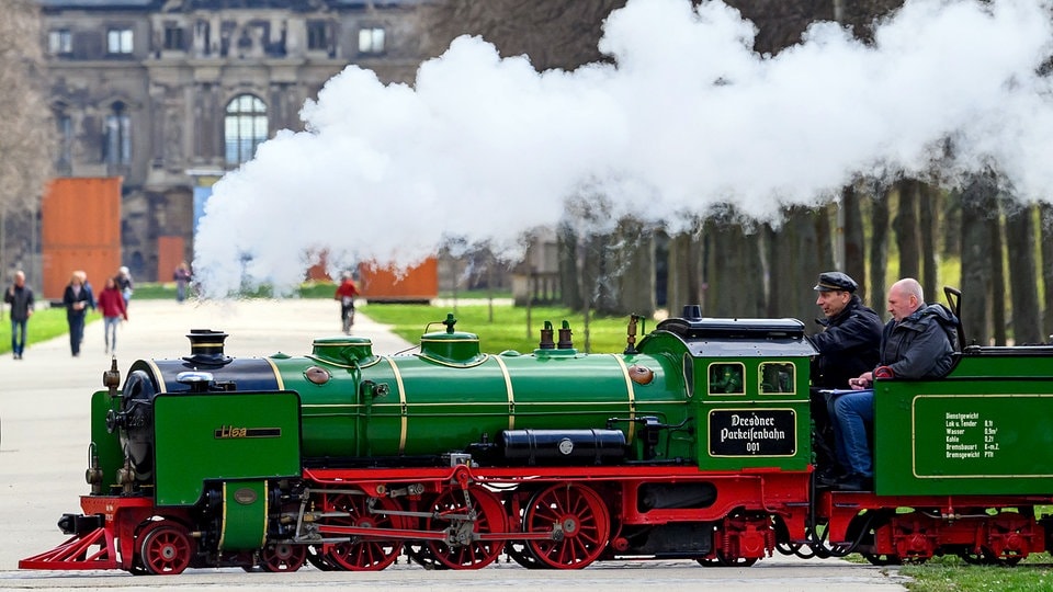 Parkeisenbahn Dresden feiert 75. Jubiläum