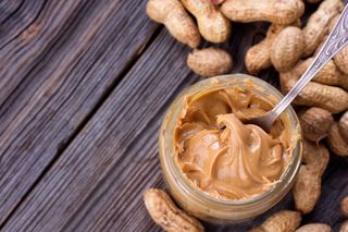 Erdnussbutter: Eine schockierend gute Proteinquelle? Das verraten Experten!