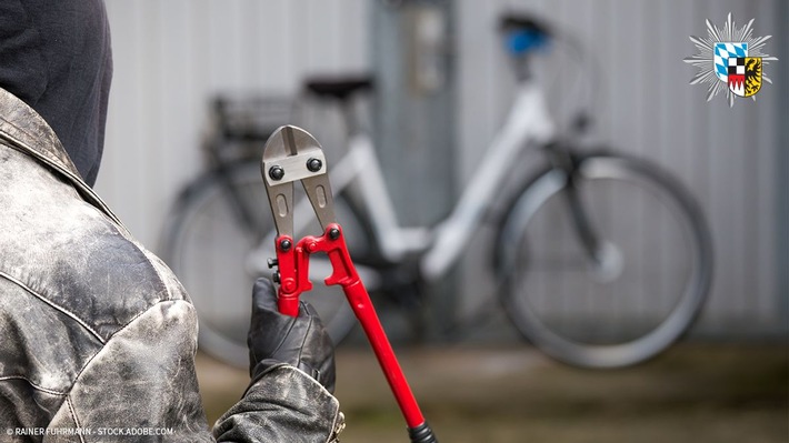 POL-MFR: (336) Lass dein Fahrrad registrieren - Gemeinsame Aktion von Polizeiinspektion Nürnberg-West und Verkehrspolizei Nürnberg