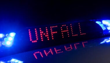 Unfall mit mehreren Beteiligten in Berlin-Buckow