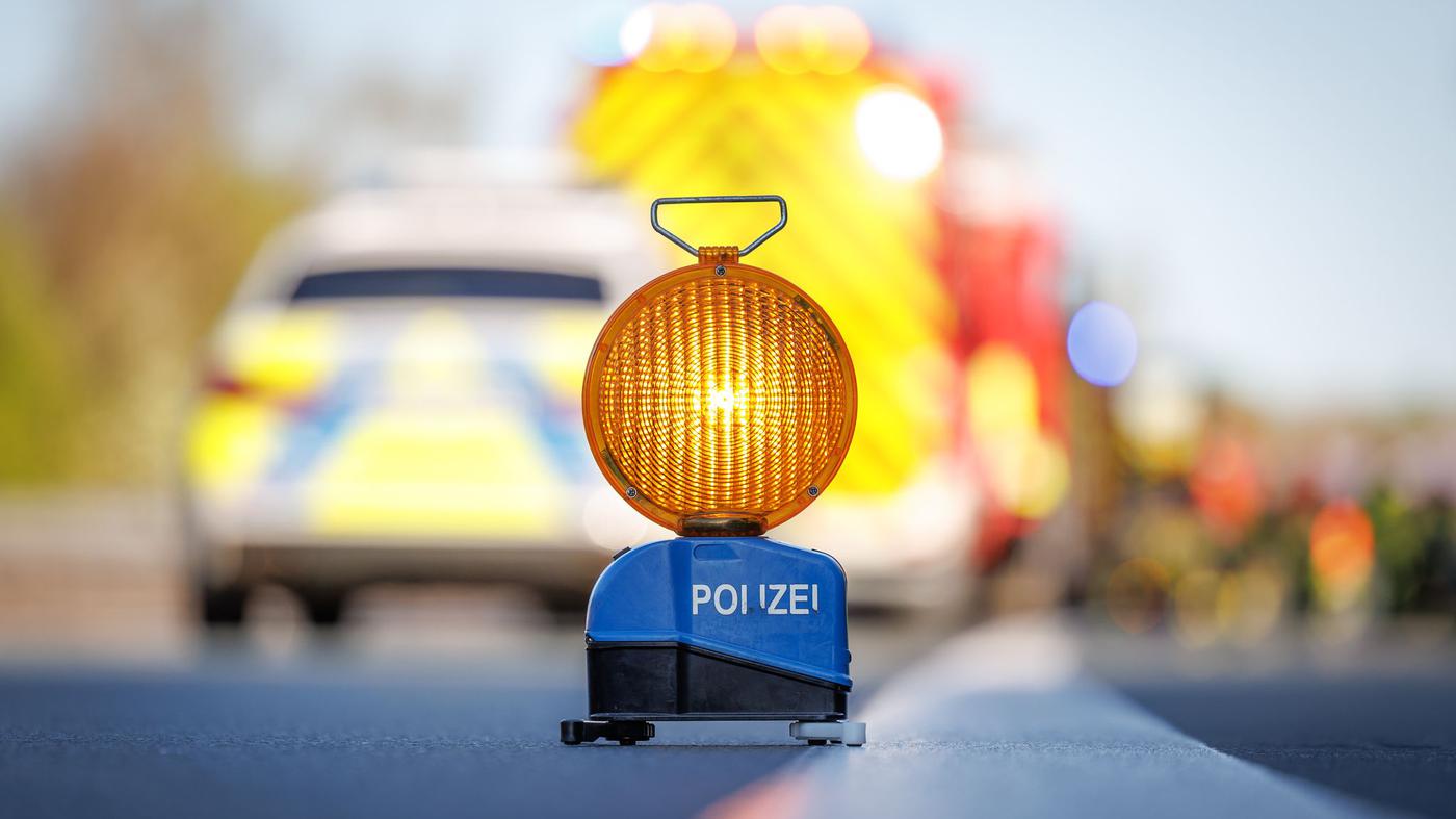 A113 bei Berlin-Adlershof nach Unfall teilweise gesperrt