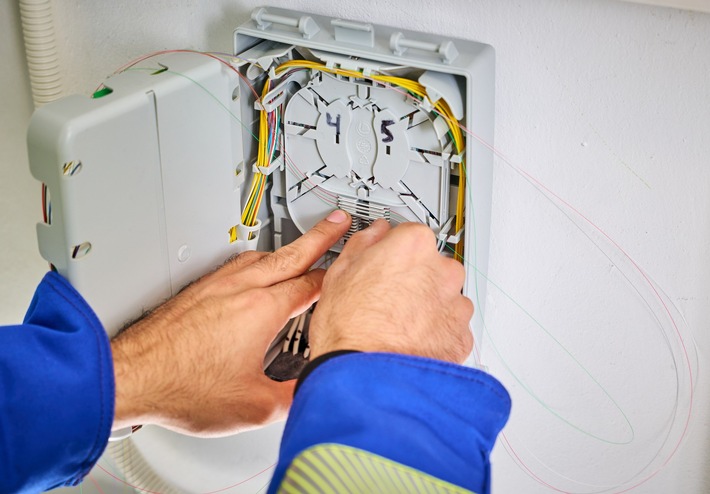 Pressemeldung: Kostenloser Glasfaseranschluss: Letzte Chance für Haushalte und Betriebe in Hagen Holthausen und Halden/Fley während der Bauphase