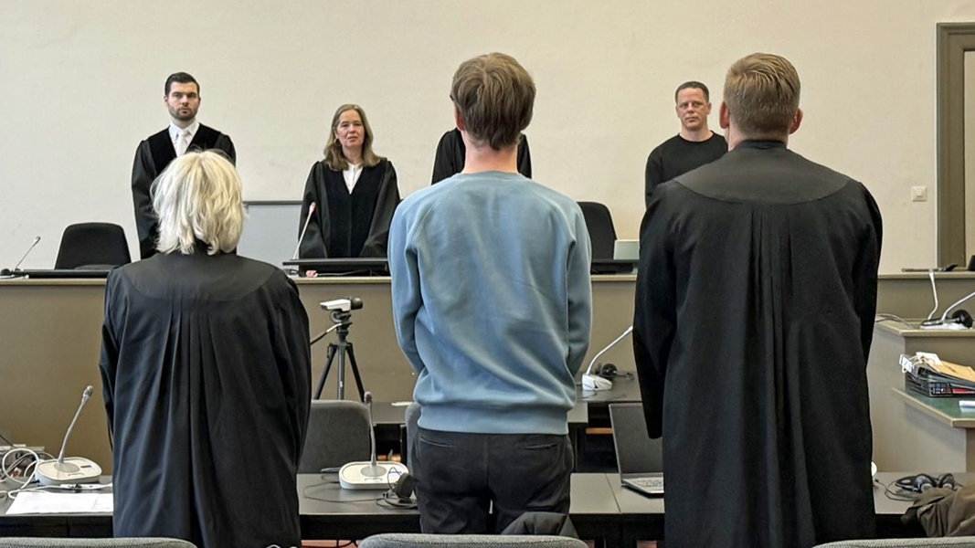 "Hat mich gehasst": Mann in Hamburg mit Hammer erschlagen - Sohn vor Gericht | NDR.de - Nachrichten