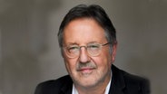 Portraitfoto von Dr. Rainer Moritz, Chef des Hamburger Literaturhauses © Dr. Rainer Moritz Foto: Gunter Glücklich