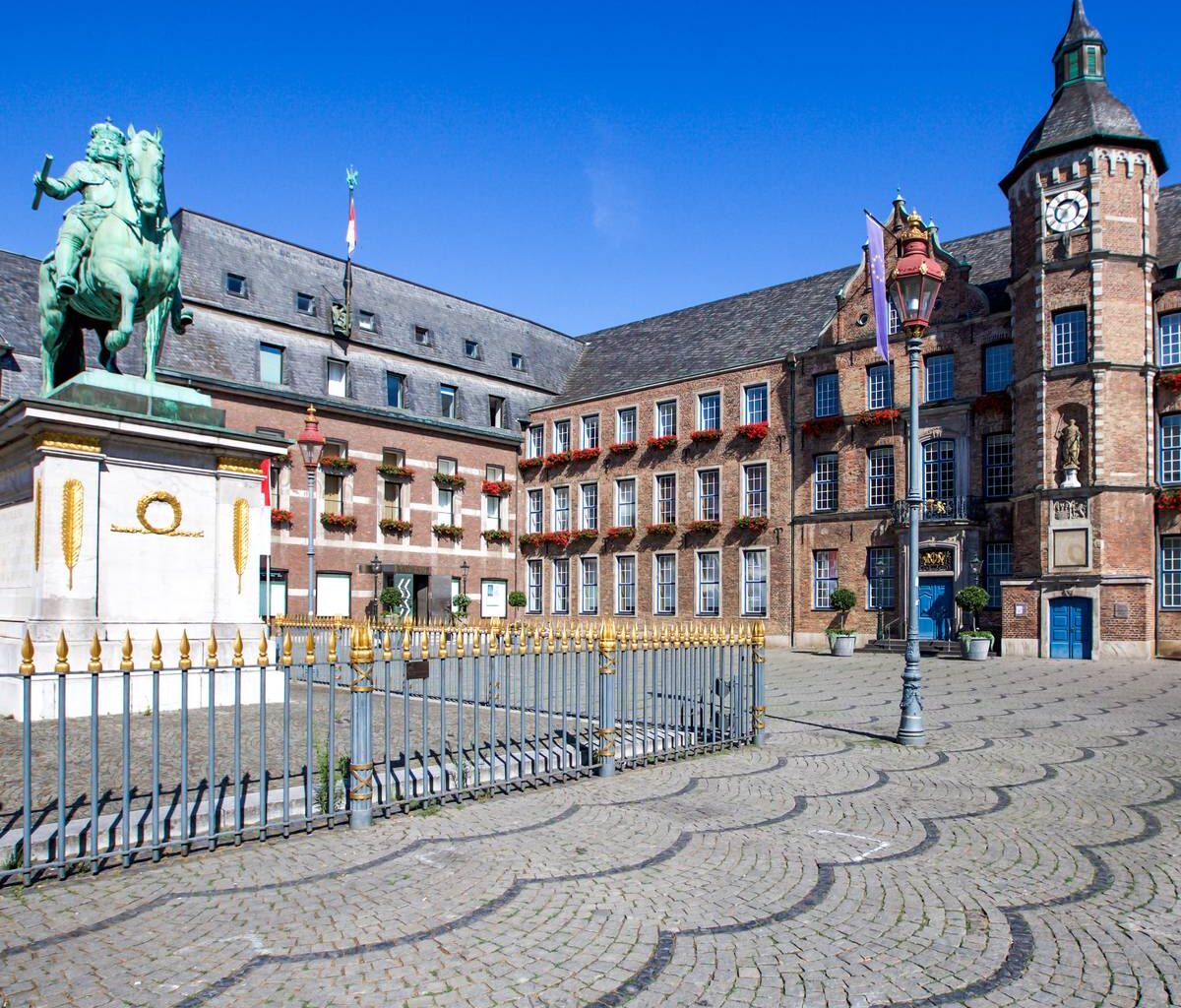 Schwarz-Grün fordert Lachgasverbot - Antenne Düsseldorf
