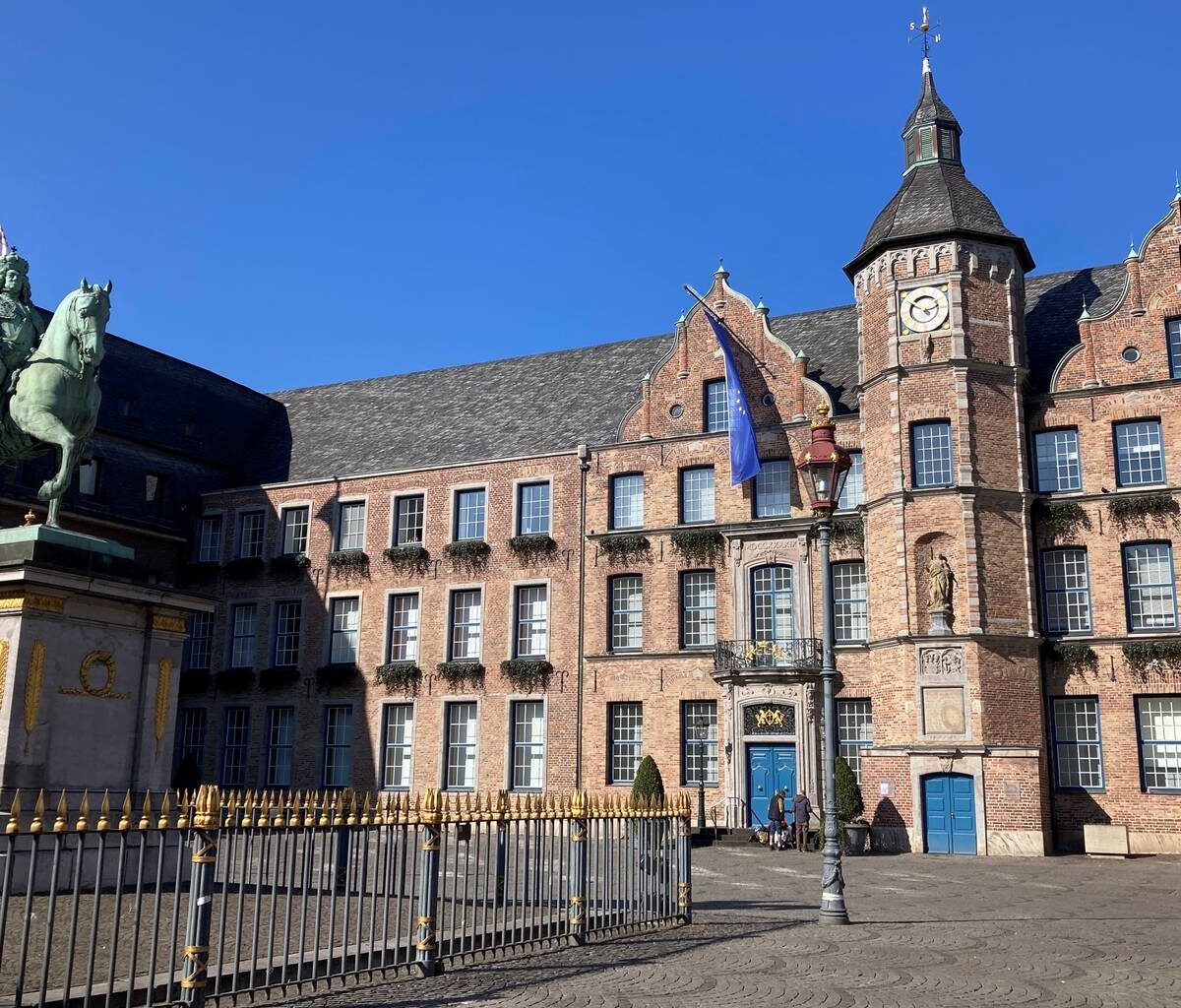 Protest gegen Rüstungsmesse - Antenne Düsseldorf