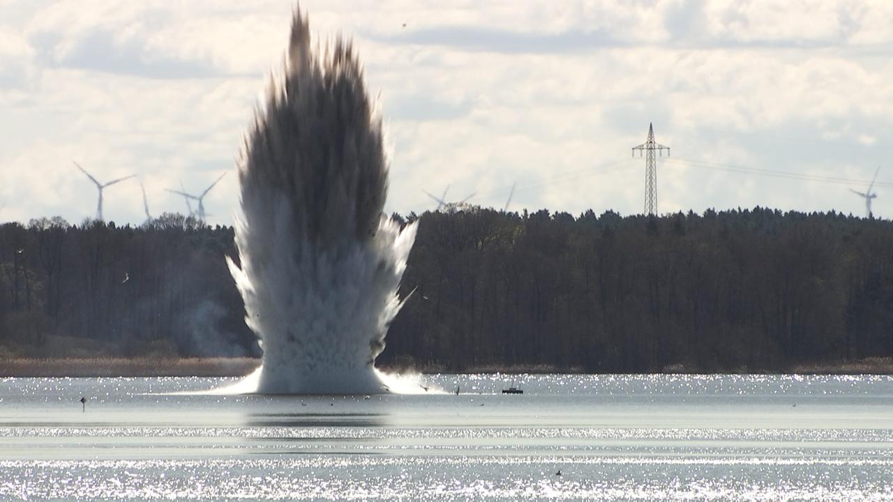 Brandenburg: Teltow-Fläming: Weltkriegsbombe im Mellensee gesprengt