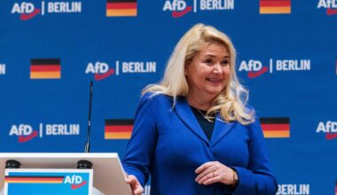 Brandenburg Berlin: Berliner AfD wählt Kristin Brinker erneut zur Landesvorsitzenden