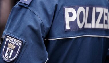 Berlin: Staatsanwaltschaft: Mann fährt mit offenbar von ihm getöteter Frau auf Beifahrersitz durch Berlin