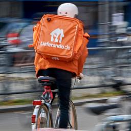 Archivbild: Lieferando-Kurierfahrer in Berlin. (Quelle: dpa/Ditsch)