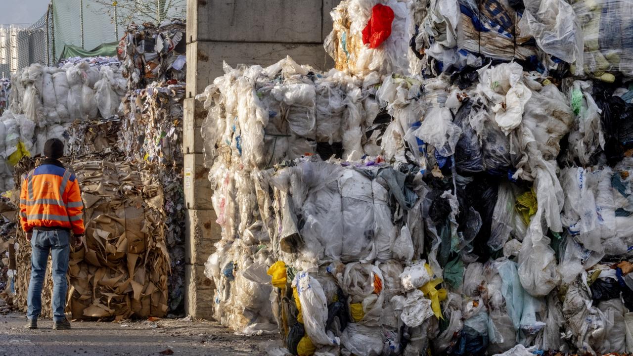 Plastikindustrie verfehlt Recyclingziel deutlich | tagesschau.de