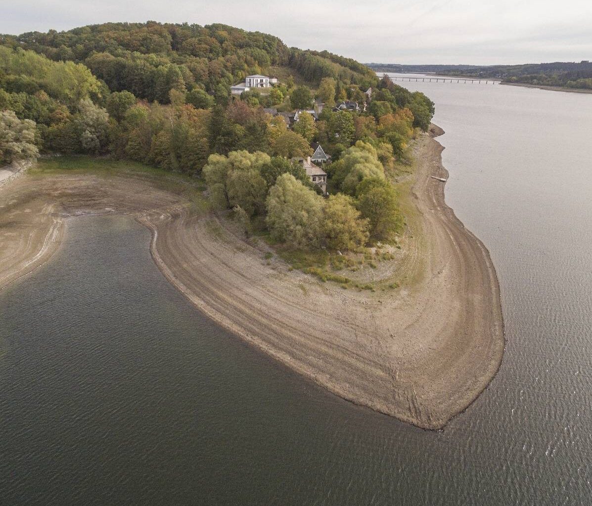 Frühling in Essen zu trocken: Ruhrverband lässt Wasser aus Talsperren