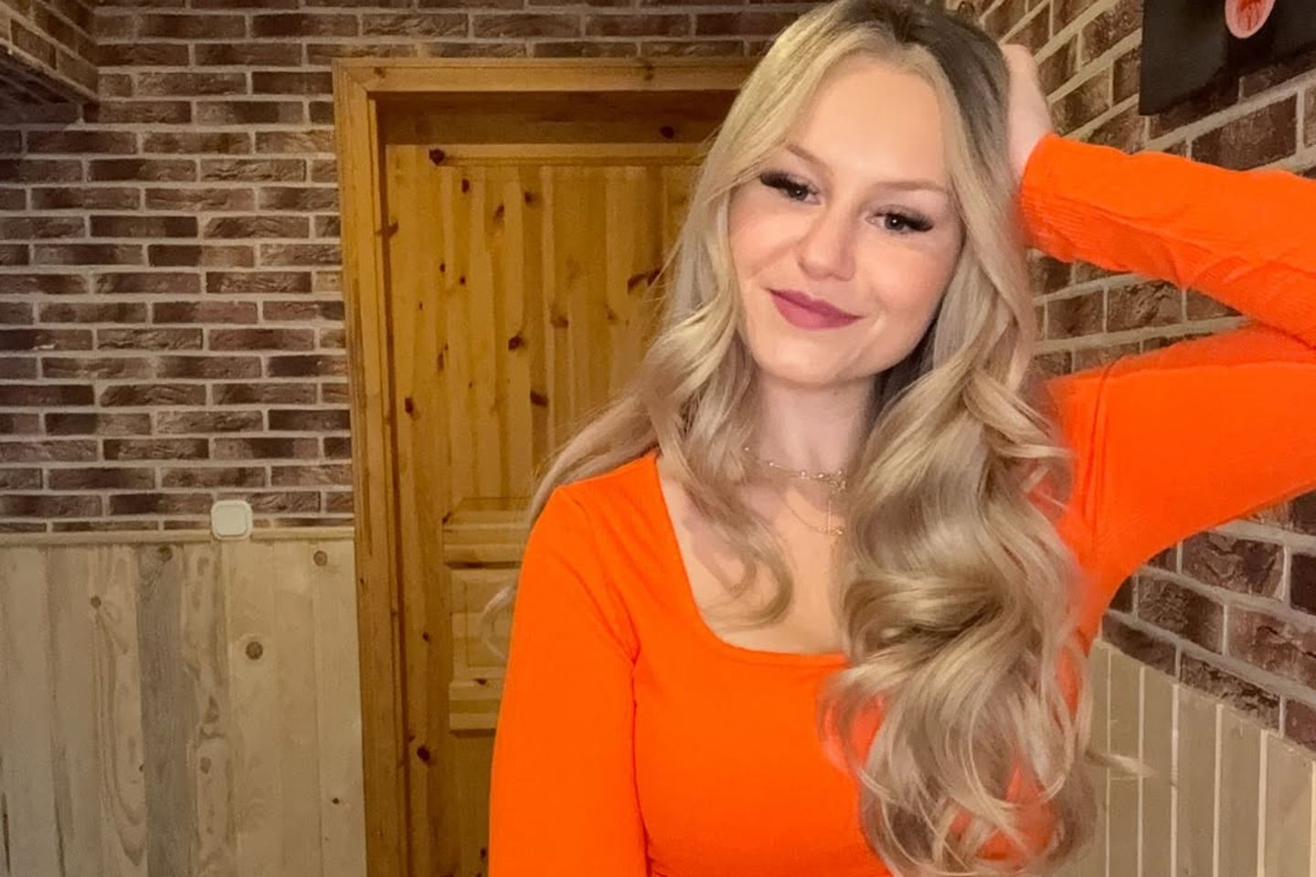 "Die Wollny"-Tochter Sarah-Jane Wollny stellt sich Beauty-OP