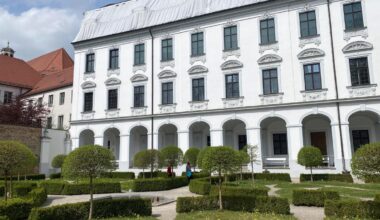 Museumsbesucher in Augsburg müssen wegen Baumängeln auf Dürers Fugger-Porträt verzichten