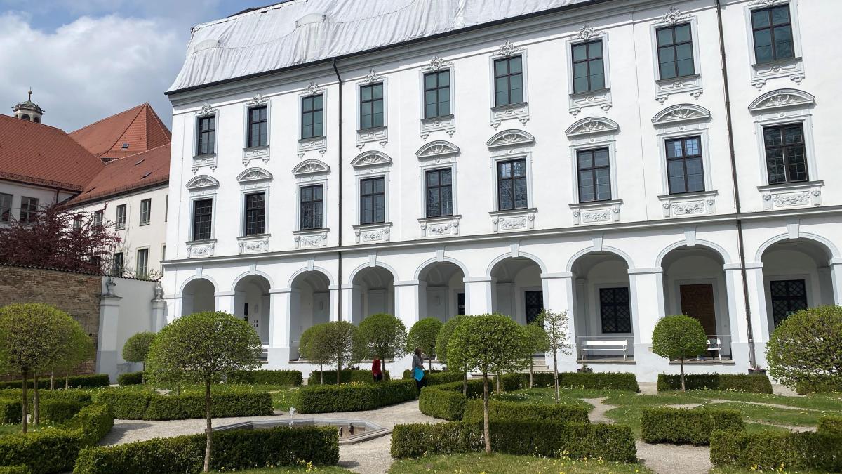 Museumsbesucher in Augsburg müssen wegen Baumängeln auf Dürers Fugger-Porträt verzichten