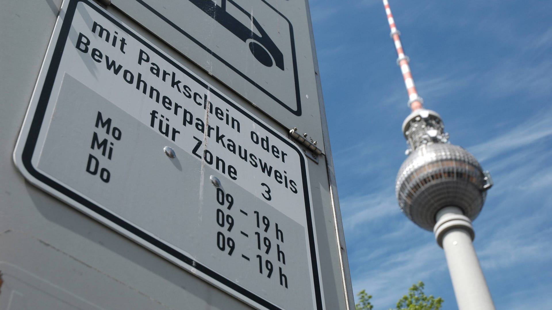 Hier braucht man einen Parkschein oder einen Bewohnerparkausweis: Letzterer kann jetzt online verlängert werden.