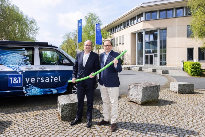 Schnelles Internet für Unternehmen in Essen: 1&1 Versatel schließt Glasfaserausbau in acht Gebieten erfolgreich ab