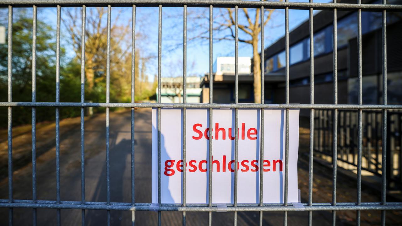 Duisburger Schulen bleiben wegen Bedrohungslage geschlossen