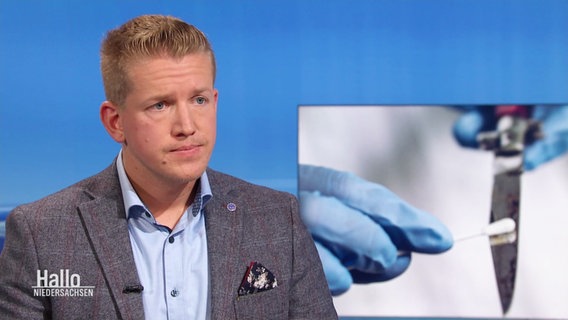 Patrick Segers von der Polizeigewerkschaft beim Gespräch im Studio. © Screenshot 
