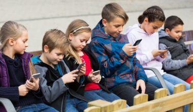 Schädliche Auswirkungen: Frankreich verschärft Handy-Verbot an Mittelschulen