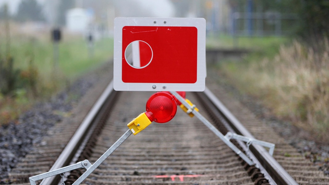Bahn erneuert Gleise, Weichen und Brücken im Raum Braunschweig | NDR.de - Nachrichten - Niedersachsen