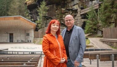 Felsenbühne Rathen: "Die Spur der Hebamme" von Sabine Ebert eröffnet Saison 2025