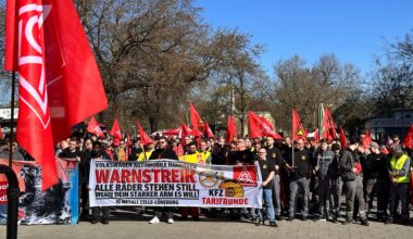 Warnstreik im Kfz-Handwerk: 1.200 Beschäftigte protestieren in Hannover | NDR.de - Nachrichten