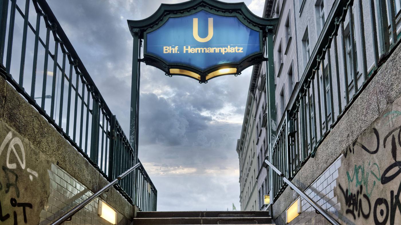 18-Jähriger klaut am Hermannplatz, beißt Opfer und sticht zu
