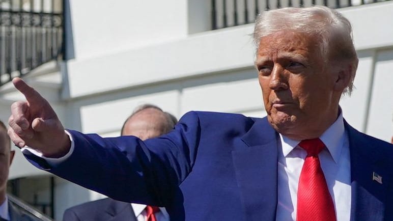 US-Präsident Donald Trump bei einem Pressetermin im Weißen Haus. Seine Umfragewerte sinken weiter.